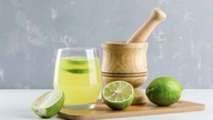 Er eddike eller citronsaft et mere effektivt valg til rengøring af dit hjem?