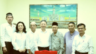 Przywódcy Ho Chi Minh City odwiedzają meczety i składają gratulacje z okazji święta Raya Idil Adha.