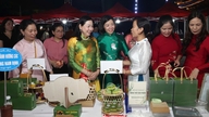 Women in Ninh Binh are starting innovative businesses and working together to develop tourism in the ancient capital region.