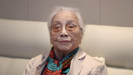 En samtale med Madame Binh, 'kvinden der danser blandt ulve', i en alder af 99 år.