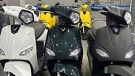 VinFast Vero X 2025: 주행거리 262km의 전기 오토바이, 현재 가격은 3040만 VND입니다.