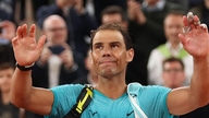 Detrás de las cámaras del documental sobre Rafael Nadal y una serie de titulares de noticias deportivas internacionales en la mañana del 27 de mayo.