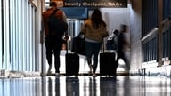 Canadá prohíbe la entrada al país a ciudadanos de tres países africanos debido al ébola.