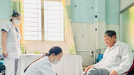 Nearly 100 patients in Pleiku received free osteoporosis screening.