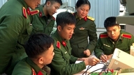 Fremragende kandidater, der tilmelder sig militæret, kan forfremmes til kaptajn.
