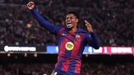 Barcelona overvejer at bruge 35 millioner dollars på at hente Marcus Rashford permanent fra Manchester United.