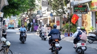 ពិធីប្រគល់ដីសម្រាប់ផ្លូវទទឹង 30 ម៉ែត្រនៅ Go Vap ដើម្បីកាត់បន្ថយការកកស្ទះចរាចរណ៍នៅតំបន់ Quang Trung - Phan Van Tri មុនថ្ងៃទី 3 ខែកញ្ញា។