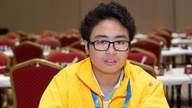 Prodígios vietnamitas do xadrez participam de importante torneio, com a chance de se tornarem Grandes Mestres.