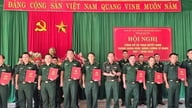 117 ofițeri ai Gărzii de Frontieră Quang Tri au fost promovați în grad și au primit creșteri salariale.