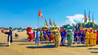 Trung Luong halászfaluban halászfesztivált tartanak.