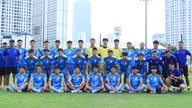 Vietnamesisches U19-Team reist zu Südostasienturnier nach Indonesien: HAGLs 1,95 m hoher „Turm“ fehlt.