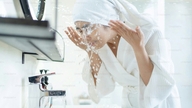 پزشکان در مورد توصیه به شستشوی صورت با آب نمک دریا برای جوانسازی چه می گویند؟