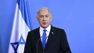 Israelin pääministeri määräsi armeijan ottamaan haltuunsa 70 prosenttia Gazan kaistaleesta tulitauosta huolimatta.