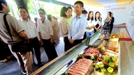Kun Ho Chi Minh Cityssä on yli 2,5 miljoonaa oppilasta, mitä se tekee varmistaakseen kouluruokien turvallisuuden?