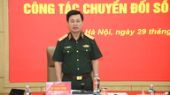 杜宣東将軍は、総政治部におけるデジタル変革に関する会議の議長を務めた。