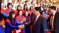 Møde med unge mennesker, der deltager i "Rød Rejse for Forskning og Studier - Idealernes Lys" i Yunnan (Kina)