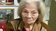 De moeder van kunstenaar Thuong Tin is overleden.