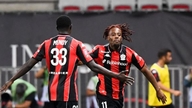 Il Nizza ha travolto il Saint-Étienne per 4-1: Elye Wahi è stato il protagonista assoluto della giornata che gli ha permesso di evitare la retrocessione.