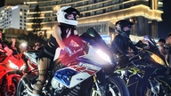 1000人を超えるバイカーがニャチャンに集結し、アジア太平洋モーターサイクルフェスティバルを大いに盛り上げた。
