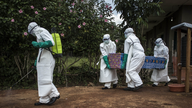 Ebolan leviämisriskin vuoksi terveysministeriö suosittelee matkustamisen rajoittamista tartunta-alueille.