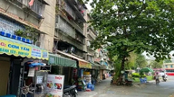A cidade de Ho Chi Minh está realocando moradores de 6 antigos blocos de apartamentos.