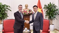 វៀតណាមស្នើសុំ UNFPA លើកកម្ពស់កិច្ចសហប្រតិបត្តិការអន្តរជាតិស្តីពីភាពចាស់ជរារបស់ប្រជាជន និងសេដ្ឋកិច្ចប្រាក់។