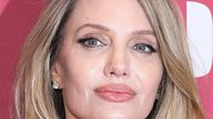 Brad Pitt ottaa takaisin etumatkan Angelina Jolieen nähden.