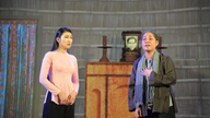 Huynh Mo og hendes stræben efter at holde flammen fra Cai Luong (vietnamesisk traditionel opera) levende.