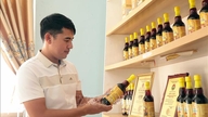 Preservando a essência do molho de peixe tradicional de Ha Tinh com certificação OCOP de 5 estrelas.