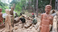 Estatuas de madera: un patrimonio cultural inconfundible del pueblo Mơ Nâm.