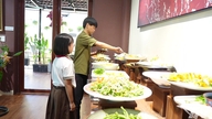 채식 식당의 특별 직원