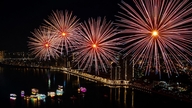 Qual será a melhor vista dos fogos de artifício no Rio Han a partir do complexo residencial Sun Symphony?