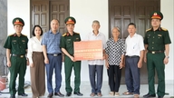 Menyediakan 100 juta VND untuk membina rumah untuk seorang pesakit tidak sah perang di Phu Thai.