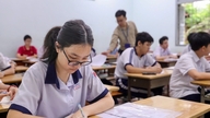 Leerlingen in Ho Chi Minh-stad die het wiskunde-examen van de tiende klas afleggen, kunnen de voorgestelde oplossingen bekijken.