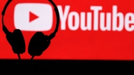 YouTube vylepšuje podcasty pomocí umělé inteligence a zpochybňuje tak Spotify.