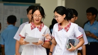 Ho Chi Minh Citys adgangsprøve i matematik for 10. klasse: Moderat sværhedsgrad med et geometrispørgsmål for at skelne mellem eleverne.