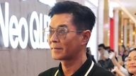 Louis Koo bedankt sich bei seinen vietnamesischen Fans und deutet eine mögliche Wiedervereinigung mit Li Ruotong an.
