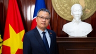 Suurlähettiläs Duong Chinh Chuc: Angolan ulkoministerin vierailulla on suuri merkitys.