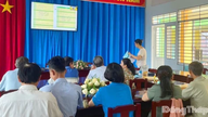 Dong Thap : Formation à l'utilisation du manuel scolaire unifié de la 1re à la 12e année.