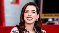 Mit mondott Anne Hathaway arról a lehetőségről, hogy szerepelhet „Az ördög Pradát visel” 3. részében?