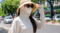Can red, orange, and purple foods protect against sun damage and safeguard the skin?