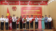 Ninh Binh: Kiitokset opiskelijoille, jotka voittivat palkintoja Aasian ja Tyynenmeren alueen olympialaisissa.