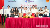 Vietcombank en de Belastingdienst tekenen een samenwerkingsovereenkomst om bedrijven in de thuissituatie te ondersteunen bij hun digitale transformatie.