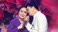 Thanh Hang muistelee, kuinka hän lauloi Hoai Lamin kanssa kappaleen "Mother Loves Her Child Forever".