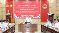 İl Parti Komitesi Başkan Yardımcısı Ho Xuan Truong, Ninh Hoa, Dong Ninh Hoa ve Tay Ninh Hoa ilçelerinin Parti Komitelerinin Daimi Komiteleriyle birlikte çalıştı.
