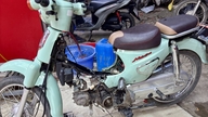Zákazníci jsou ochotni platit za údržbu svých vozidel s benzínovým motorem E10 a mechanici na tom hrabou peníze.
