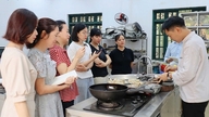 Agevolare le politiche di formazione professionale per i lavoratori disoccupati.