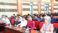 Nguyen Uy وارڈ: گھروں میں ٹھوس فضلہ چھانٹنے کی تربیت۔