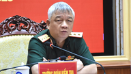 O General Nguyen Quang Ngoc inspeciona os trabalhos de logística, finanças e investimentos em construção básica no Corpo de Engenharia.