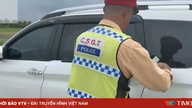 Kierowcy i właściciele pojazdów zostali ukarani grzywną w wysokości prawie 90 milionów VND za wykroczenia na autostradzie.